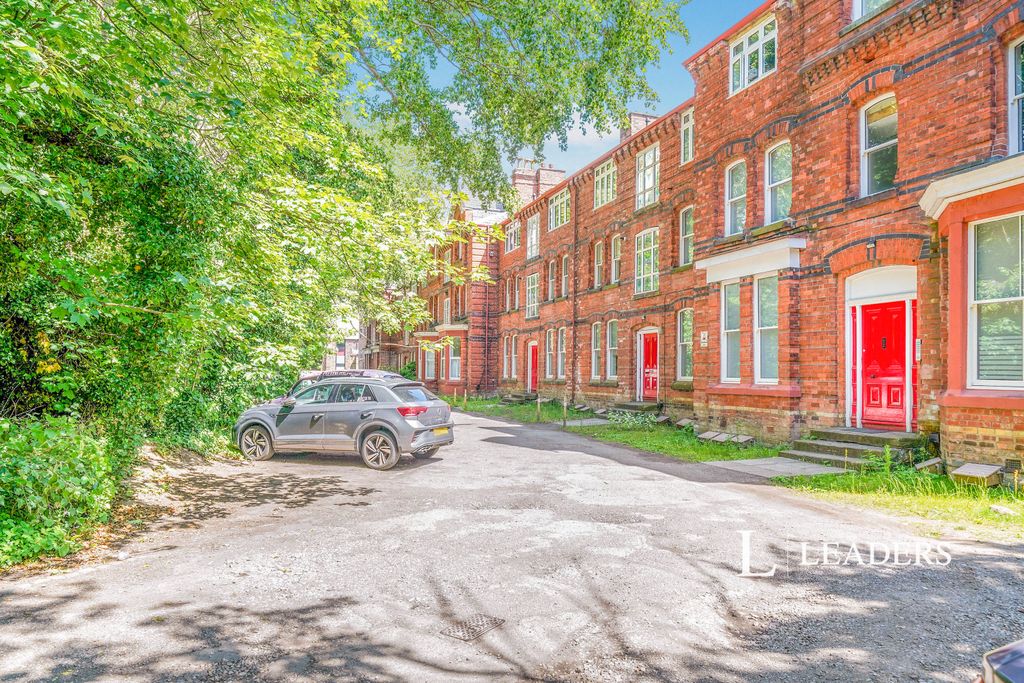 Property photo 1 of 9 2