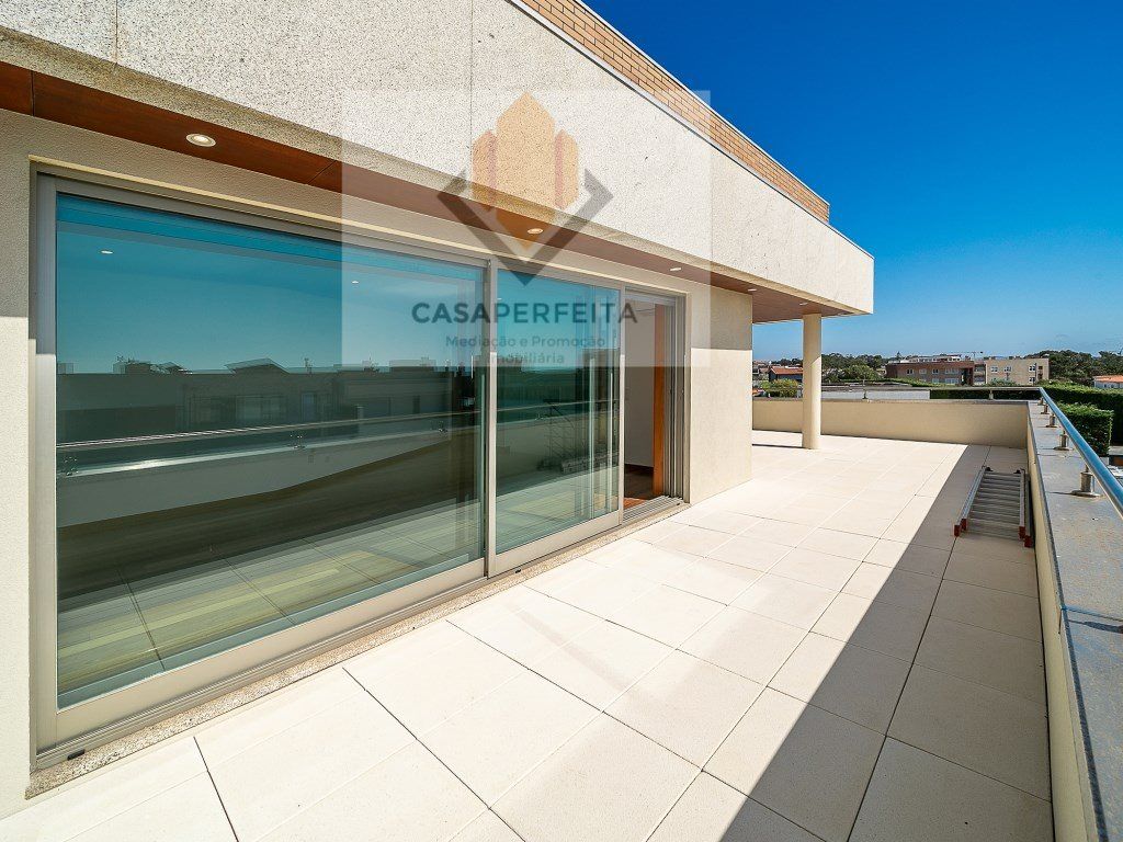 Property photo 1 of 60 Luxurious Brand-New 4-Bedroom Home With Terraces And 3-Car Garage – Near Lavadores Beach