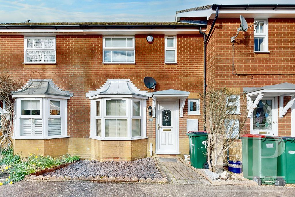Property photo 1 of 9