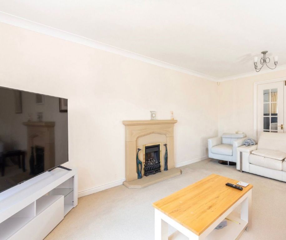 Property photo 3 of 22