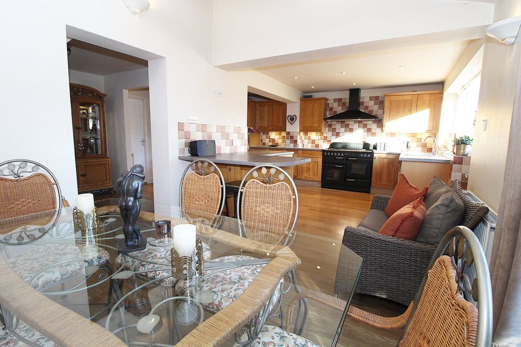 Property photo 3 of 20 3626116