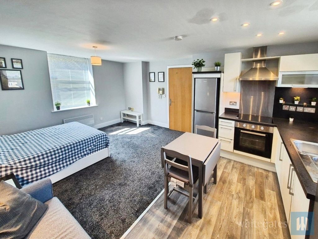 Property photo 3 of 10 Picture No. 06