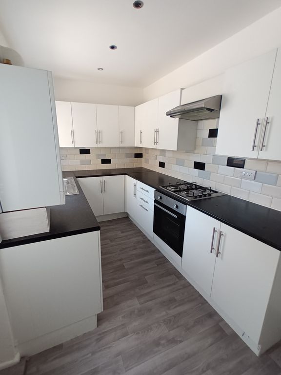 Property photo 1 of 13 Kitchen