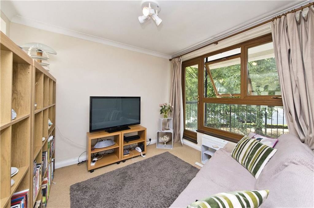 Property photo 2 of 4