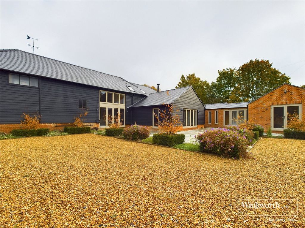 Property photo 1 of 29 Picture No. 10