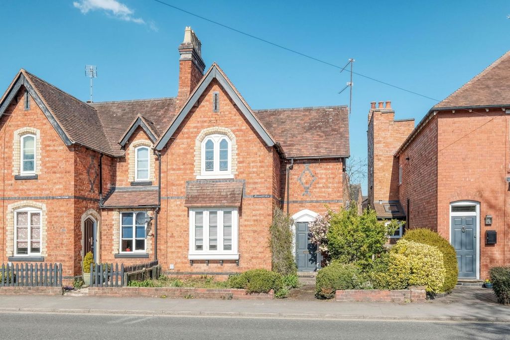 Property photo 1 of 12
