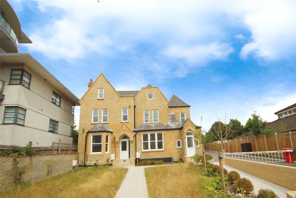 Property photo 1 of 12 Picture No. 01