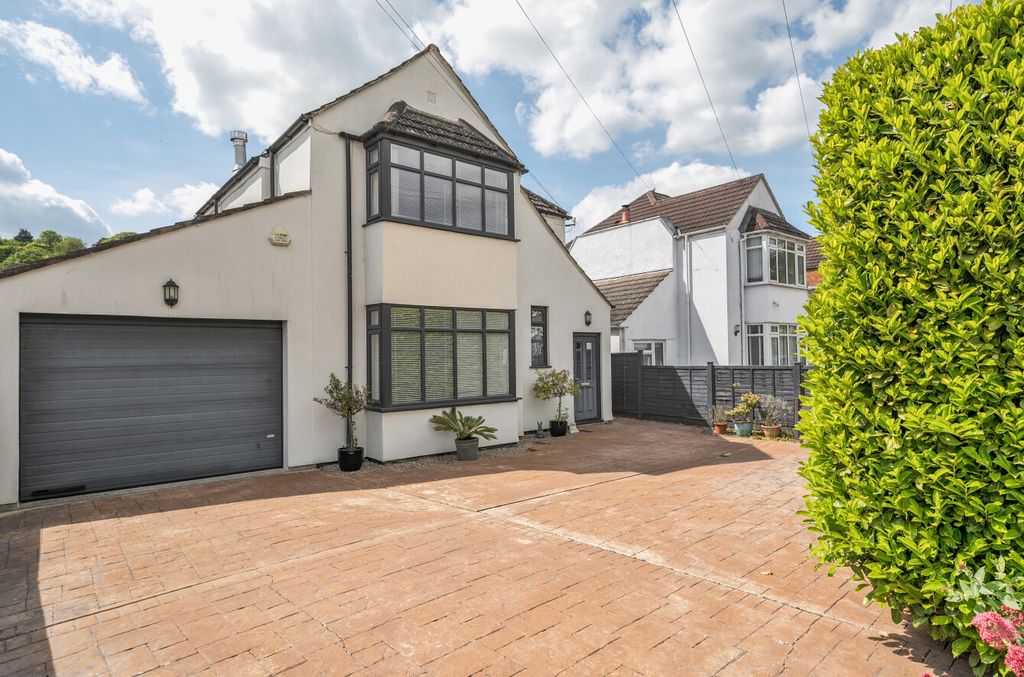 Property photo 1 of 20 1456037-24-69Fb46...