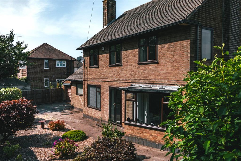 Property photo 1 of 30 Exterior And Gardens