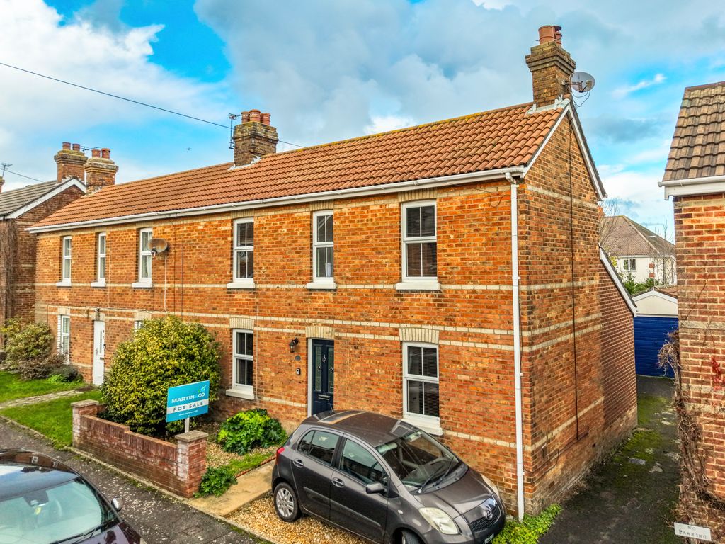 Property photo 1 of 19