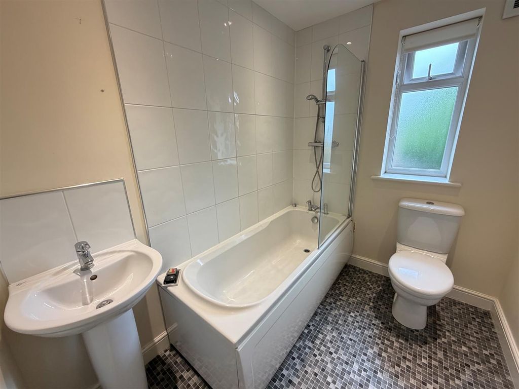 Property photo 3 of 9 6.Jpg