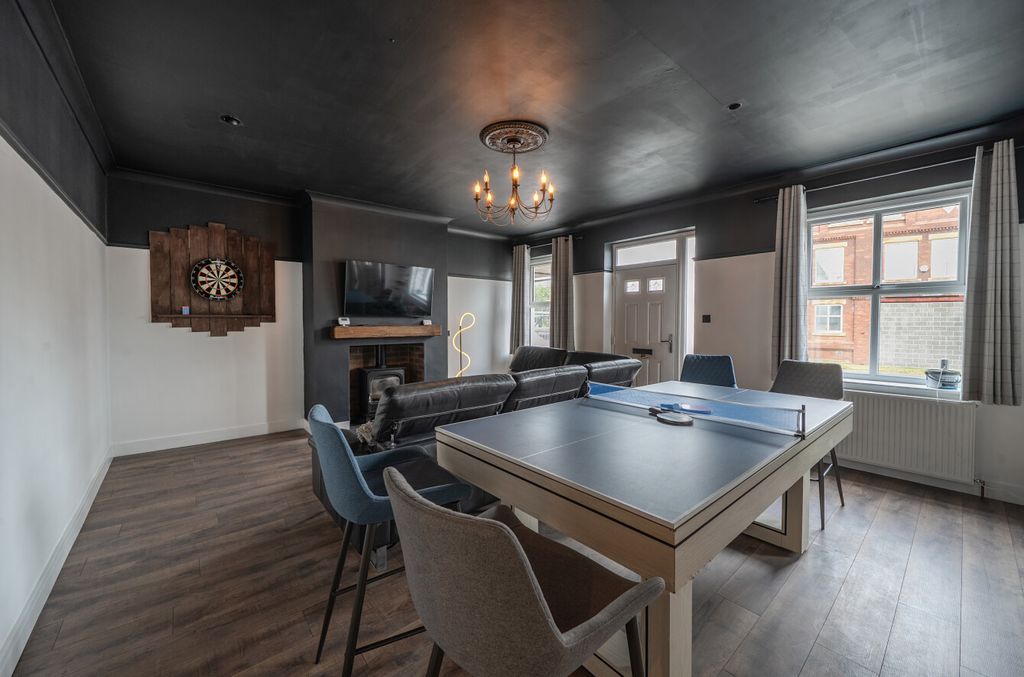 Property photo 3 of 28 1319192-5-6867d93...