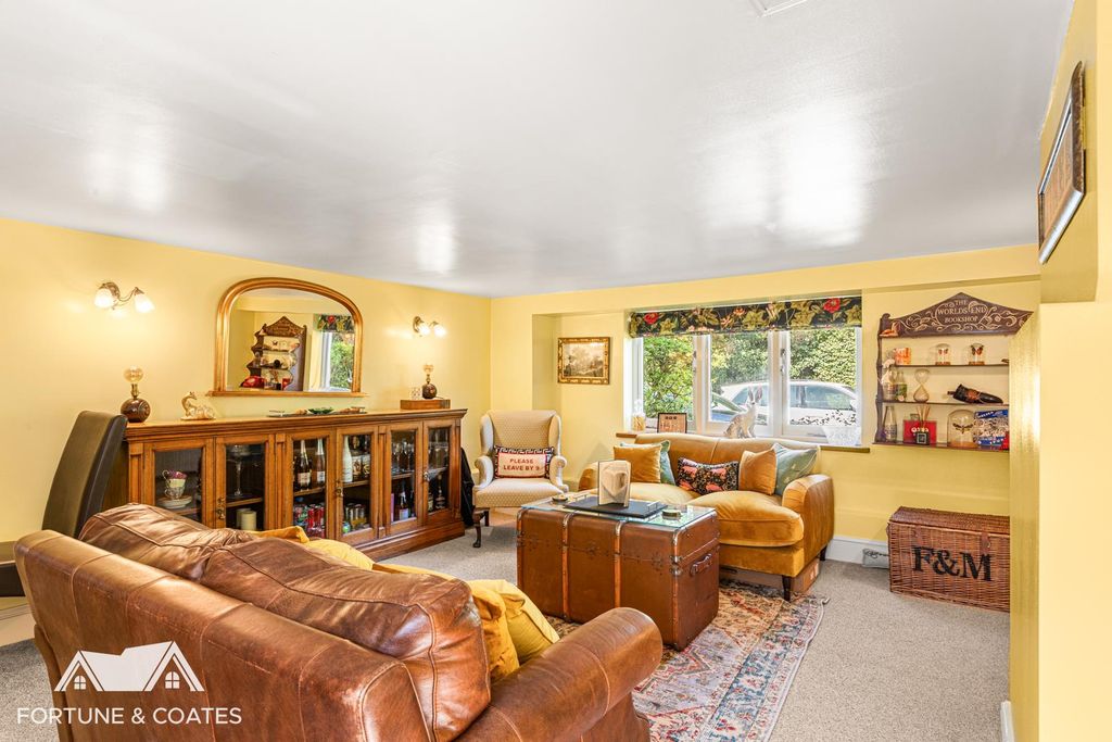 Property photo 3 of 52 Skinsfarm_40.Jpg