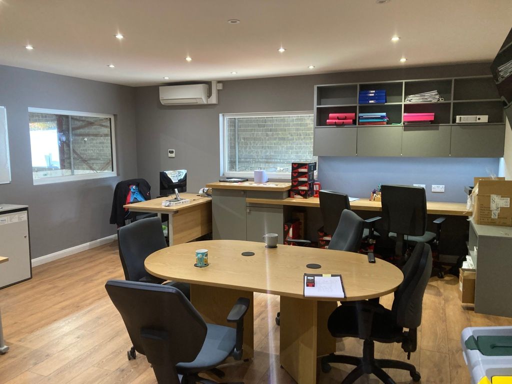 Property photo 2 of 7 Photo 3