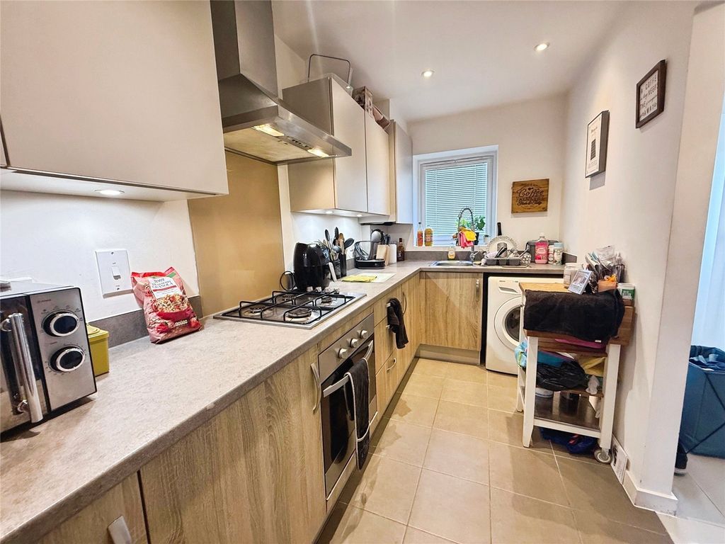 Property photo 3 of 8 Picture No. 05