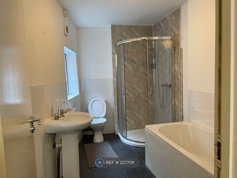 Property photo 1 of 4