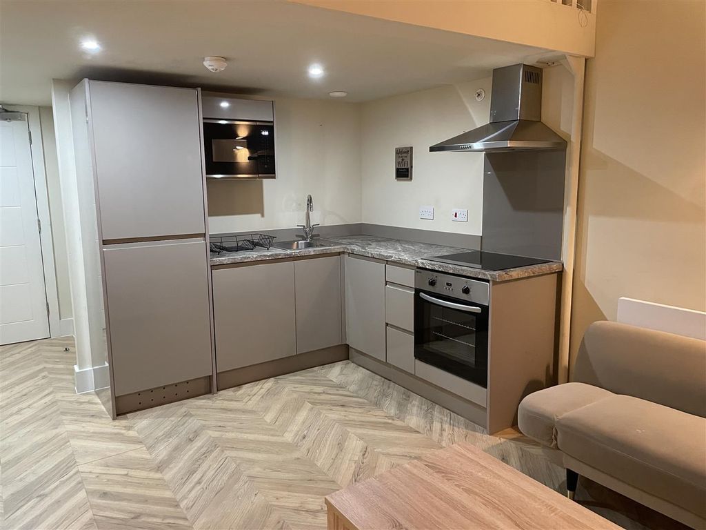 Property photo 1 of 11 Img_2467.Jpg