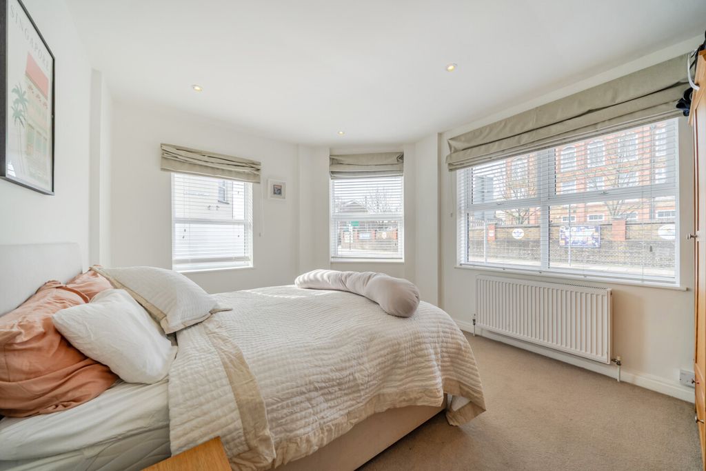 Property photo 3 of 12 1424757-9-69B0287...