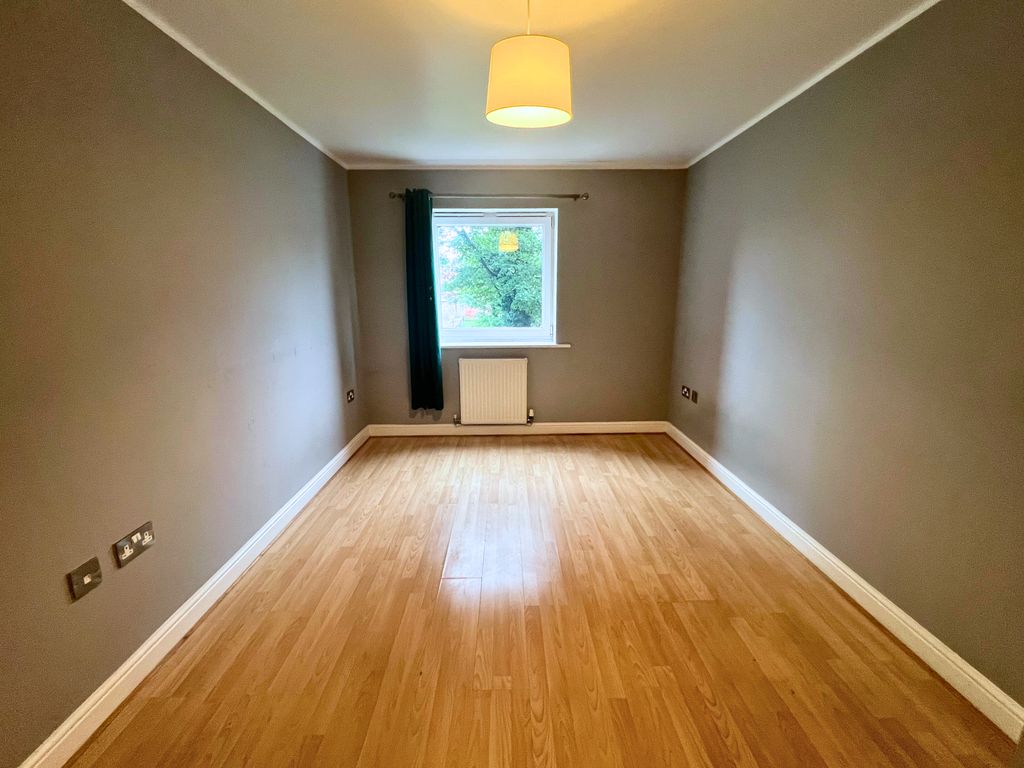 Property photo 2 of 7 Gallery