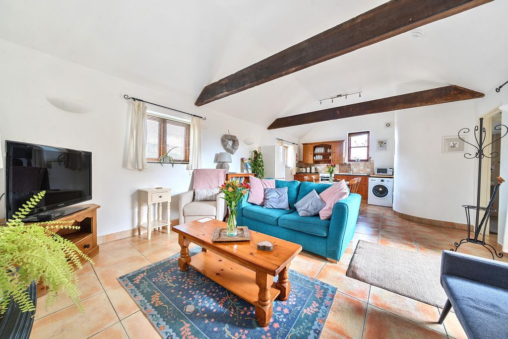 Property photo 2 of 9 2.Jpg