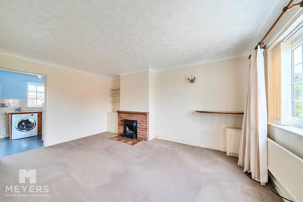 Property photo 3 of 22