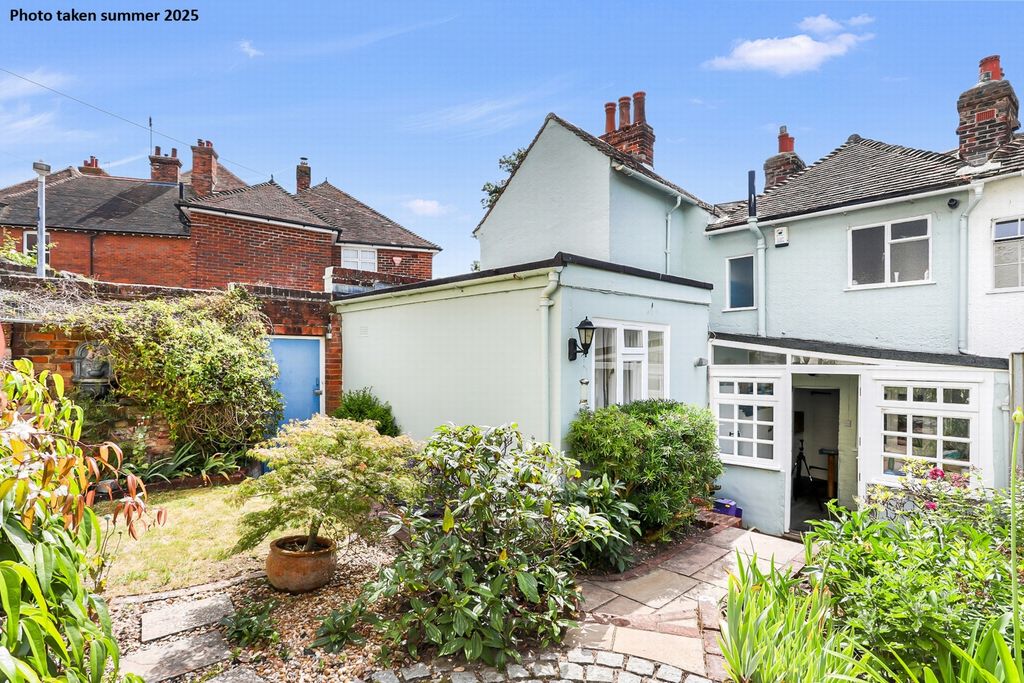 Property photo 3 of 25 Photo 3