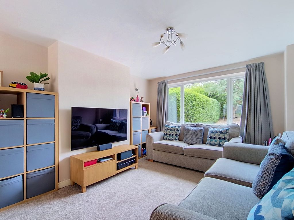 Property photo 3 of 18 44-Hightown-Rd_00001