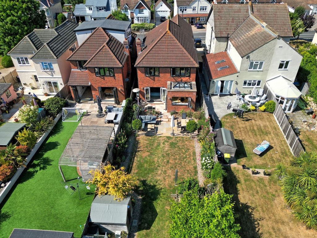 4 bed detached house for saleHigh Road, Hockley SS5