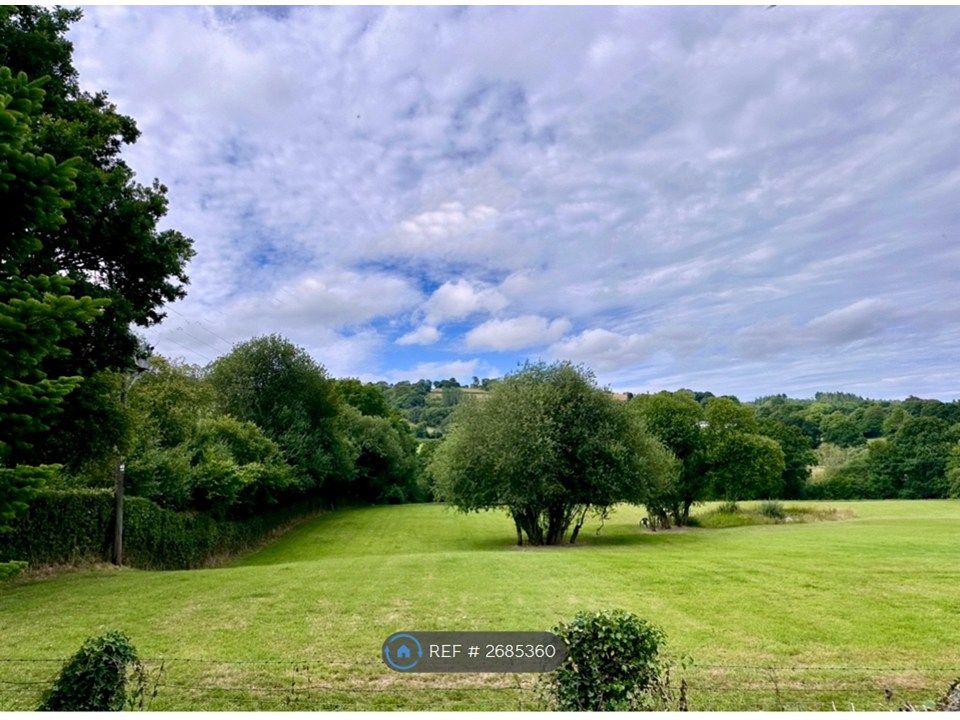 Property photo 2 of 25