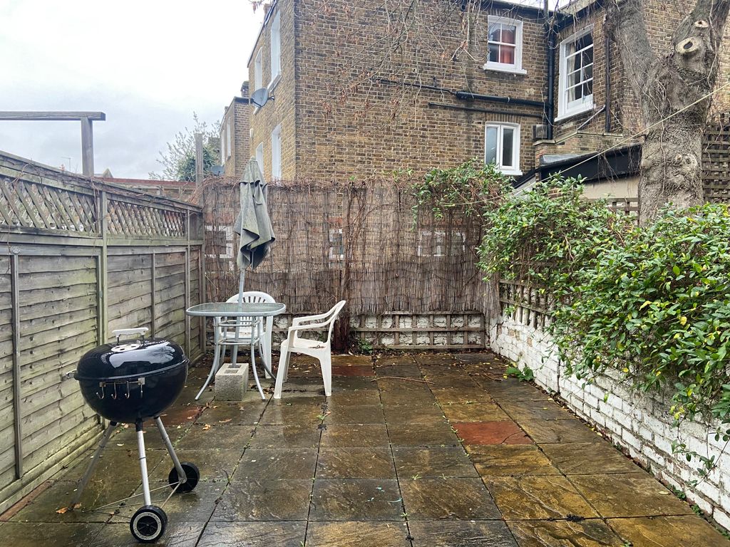 Property photo 3 of 10