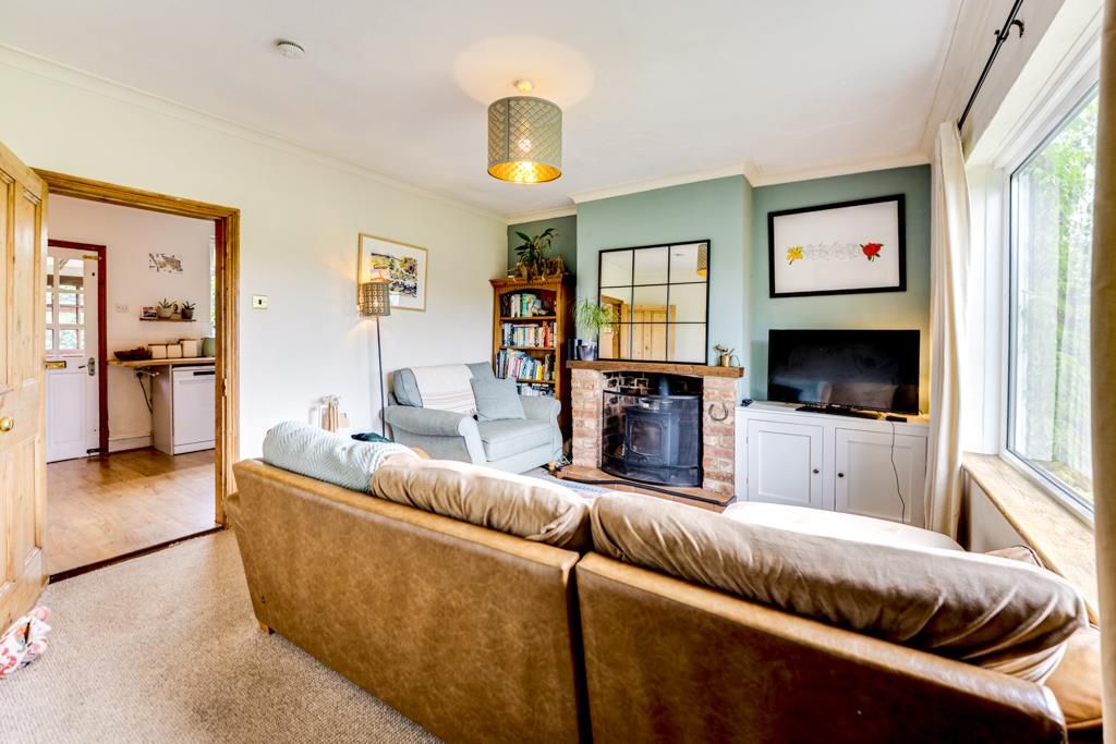 Property photo 3 of 36 7 High Street, Rushton-15.Jpg