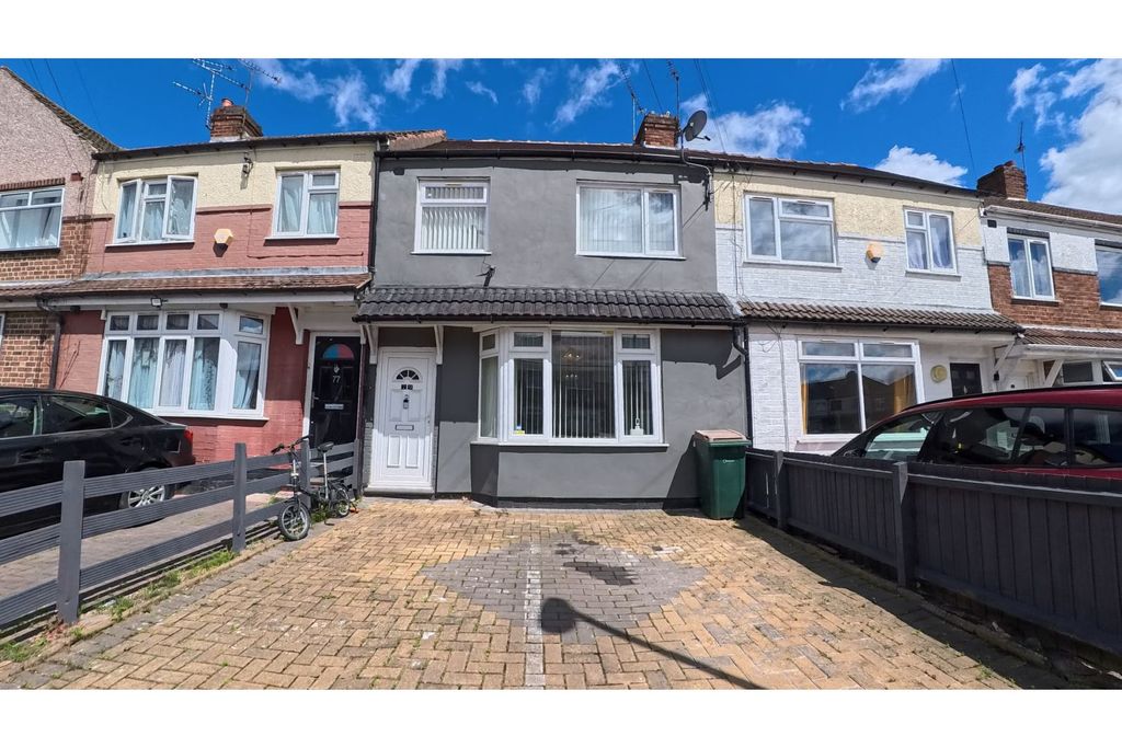 Property photo 2 of 13