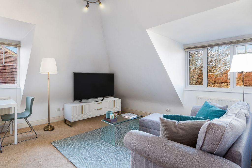 Property photo 2 of 6