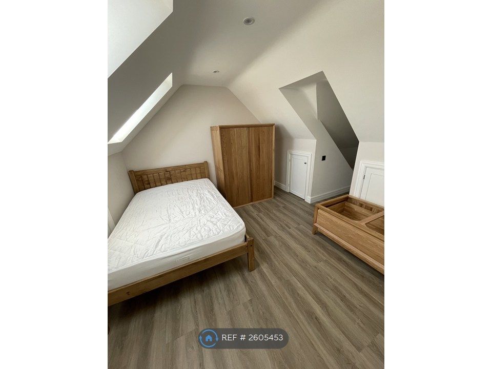 Property photo 1 of 11 Bedroom