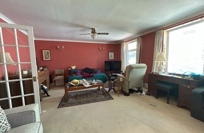 Property photo 2 of 22
