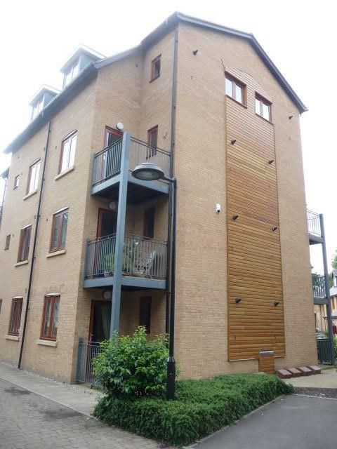 Property photo 1 of 9
