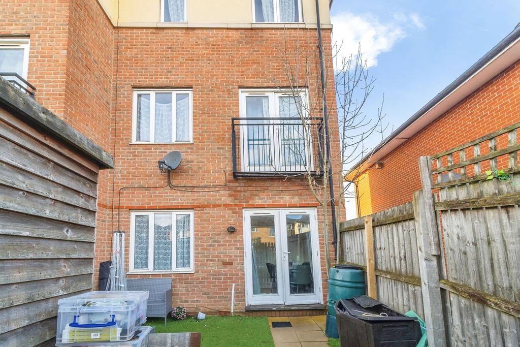 Property photo 3 of 20 Pbox-Img.Jpg