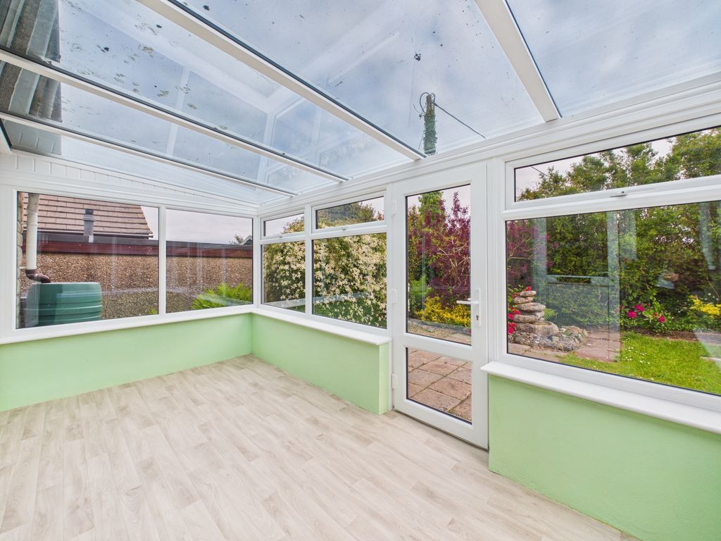 Property photo 3 of 13 Conservatory