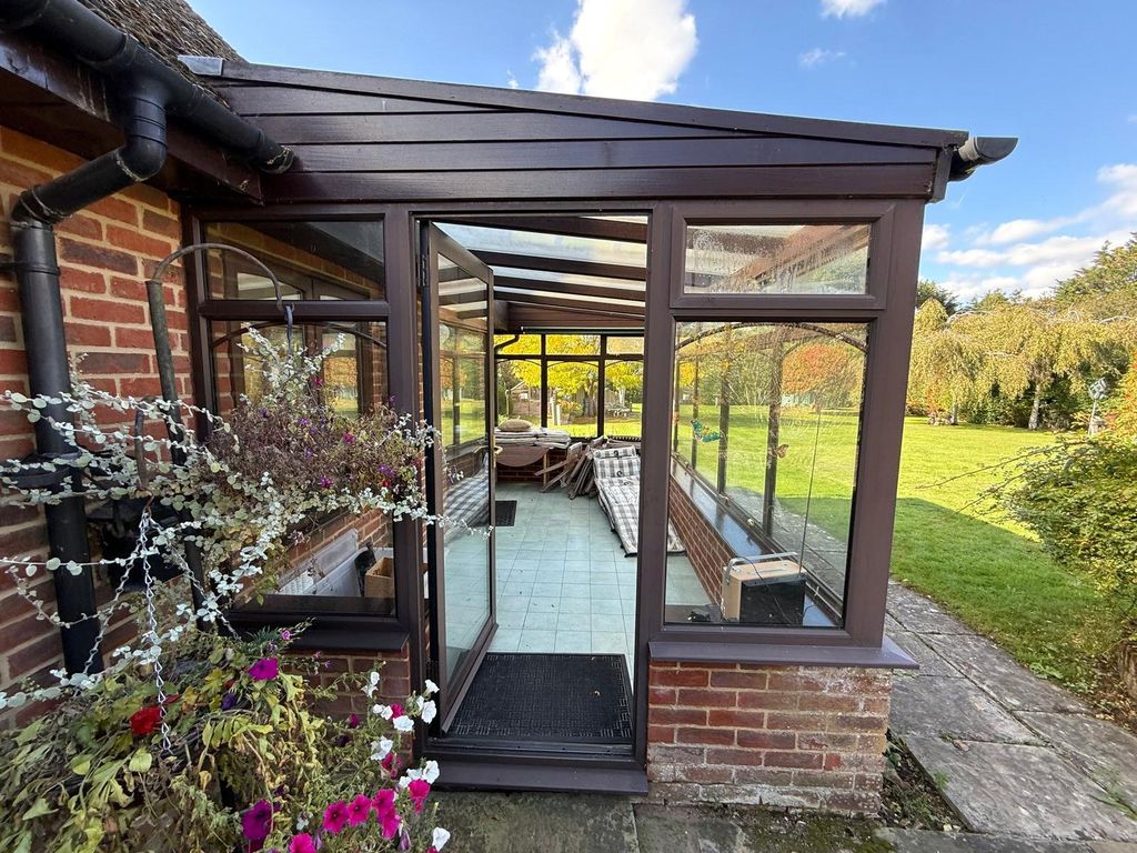 Property photo 1 of 8 Picture No. 01