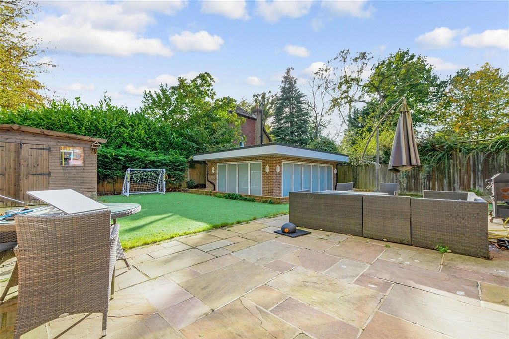 Property photo 2 of 12 Rear Garden