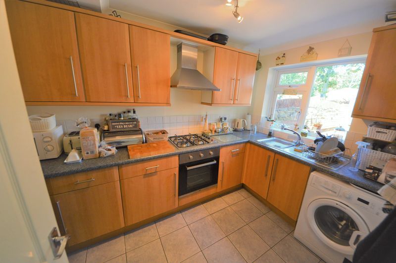 Property photo 3 of 6 Photo 5