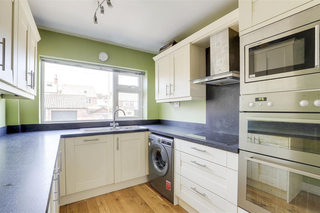 Property photo 3 of 23 6993.Jpg