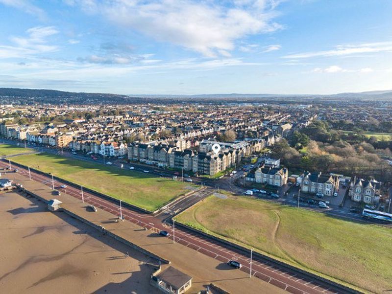 Property photo 2 of 21 Photo 19