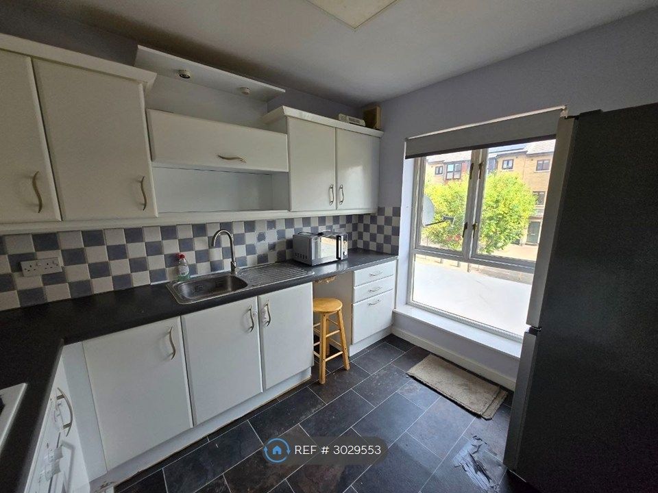 Property photo 3 of 5