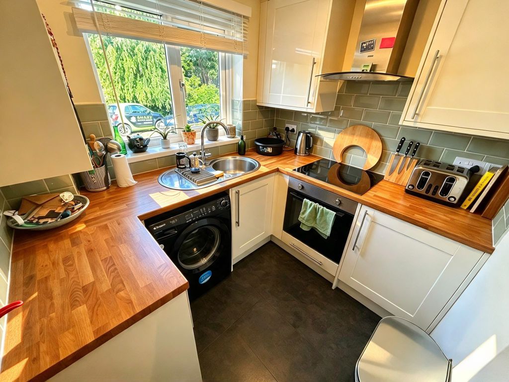 Property photo 2 of 9