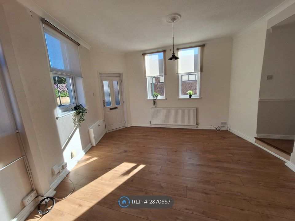 Property photo 3 of 9