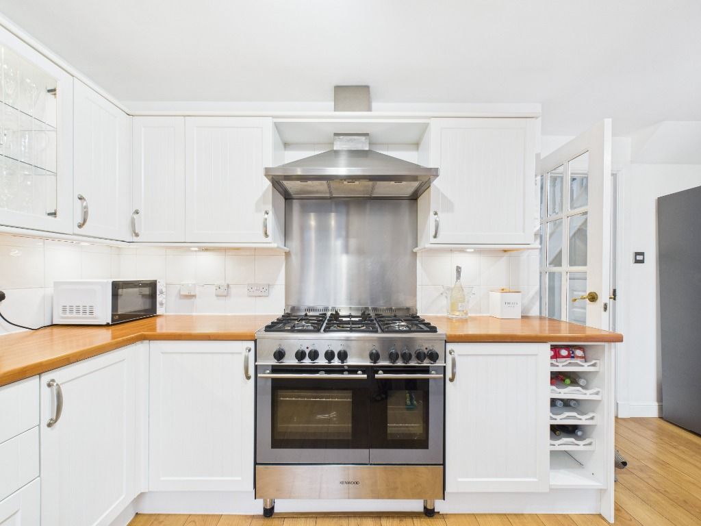 Property photo 3 of 29