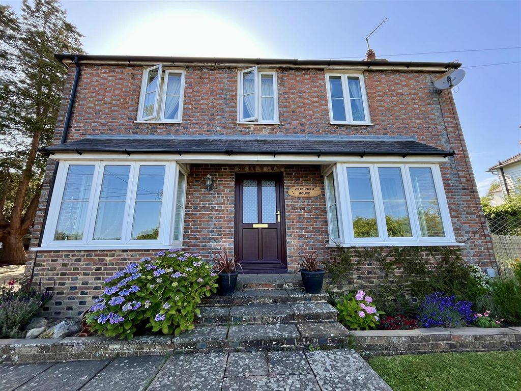 Property photo 1 of 25