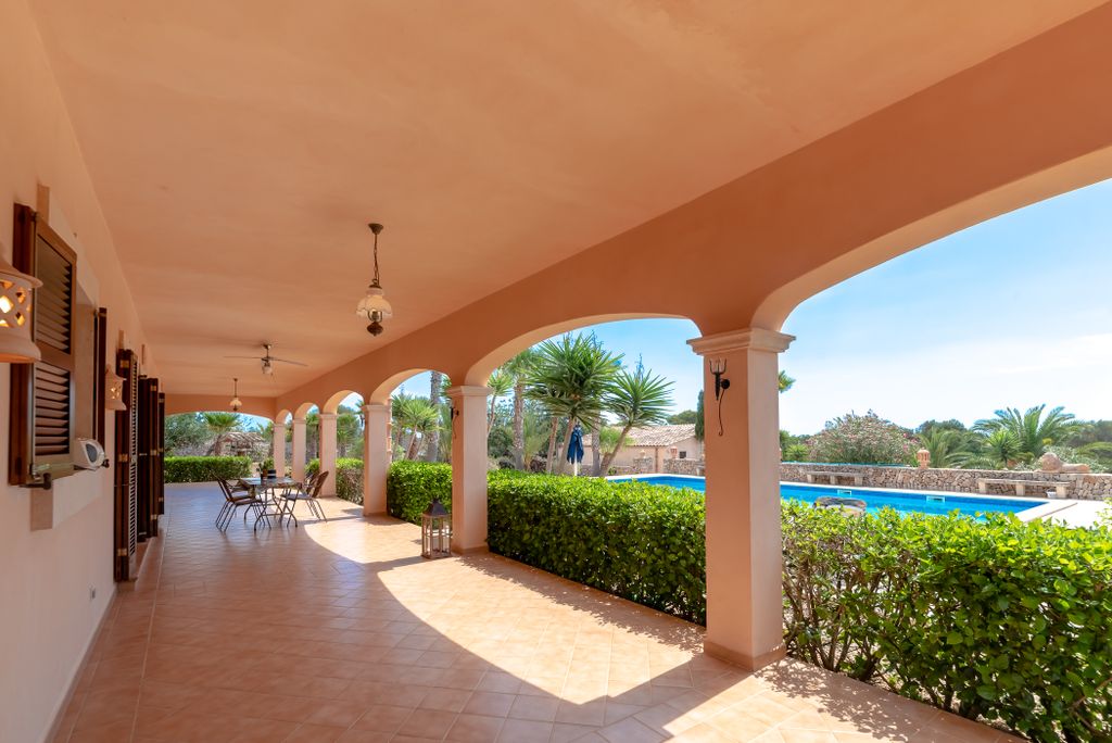 Property photo 2 of 27 69542 Web-12.Jpg