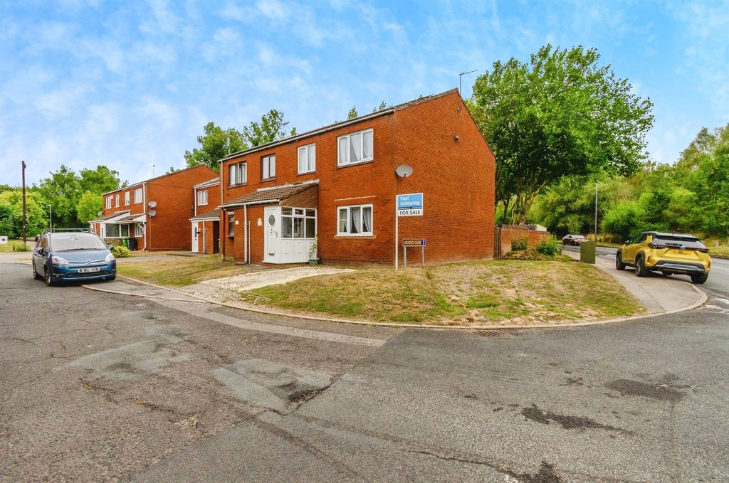 Property photo 2 of 17